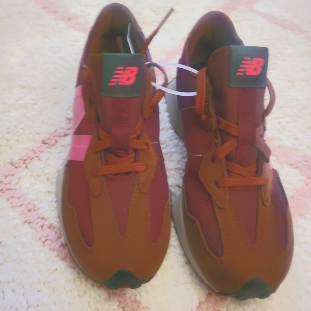 New Balance Kids Girls Sneakers Pink & Brown Size 3.5